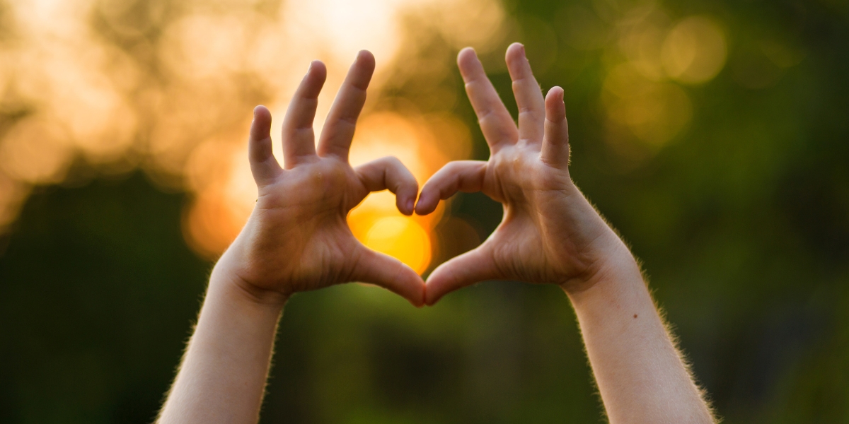 Pomaganie przez zakupy